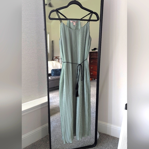 Forever21 midi dress - Picture 1 of 4